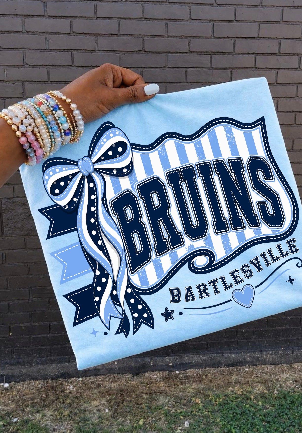 Bruins Stripe Pennant (3 shirt styles)